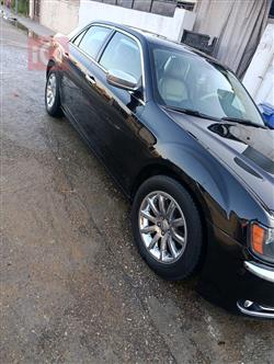 کرایسلەر 300